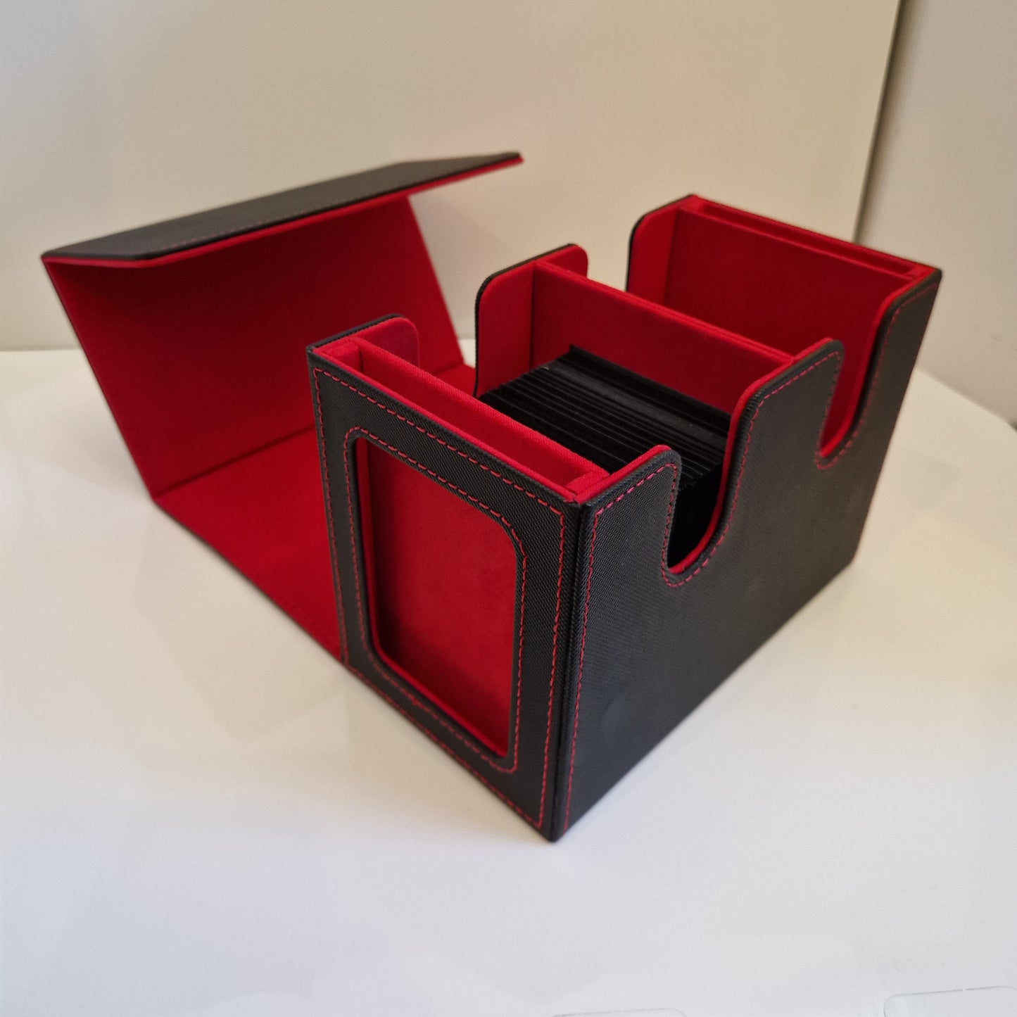 Black & Red Magnetic Deck Box - 240+ Cards
