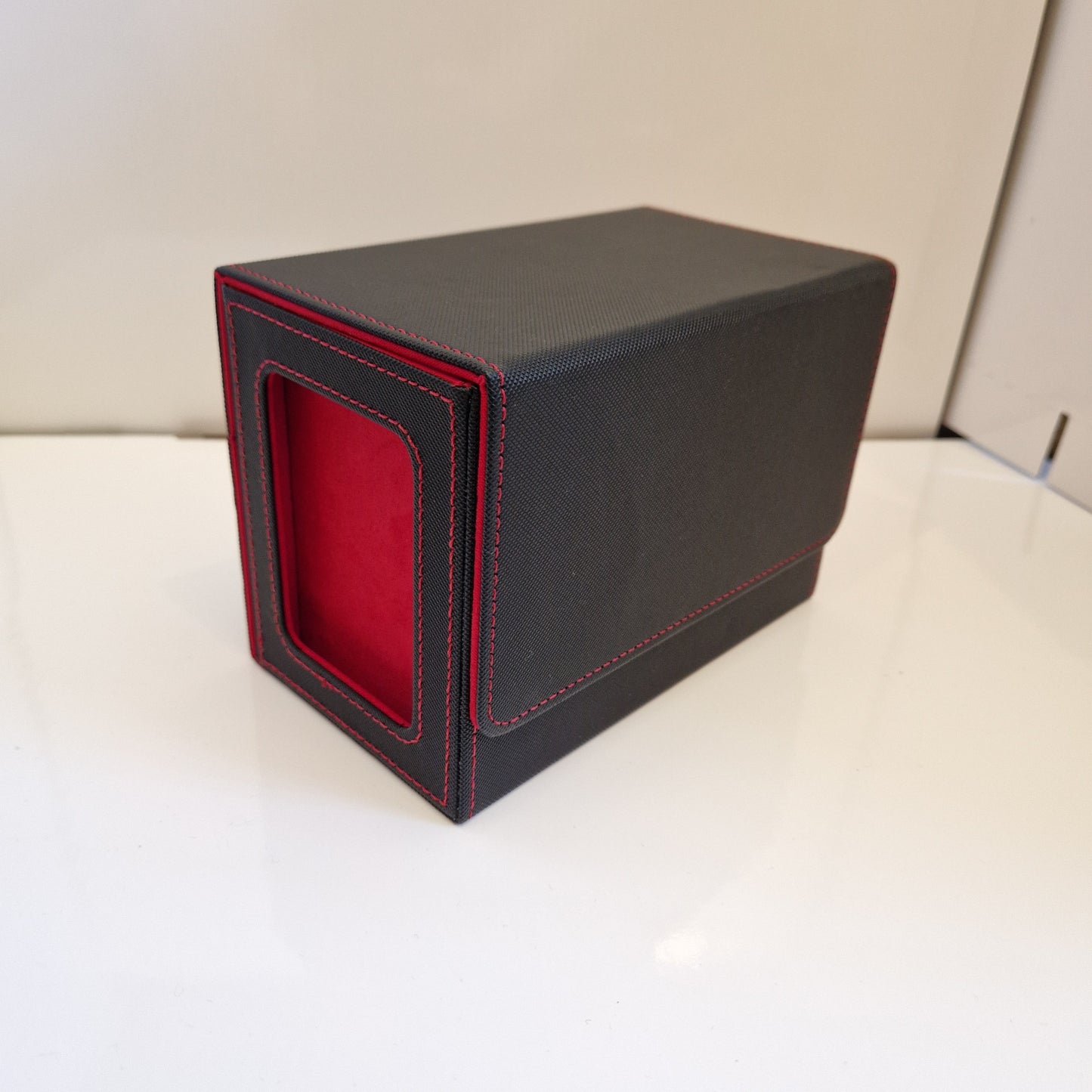 Black & Red Magnetic Deck Box - 240+ Cards