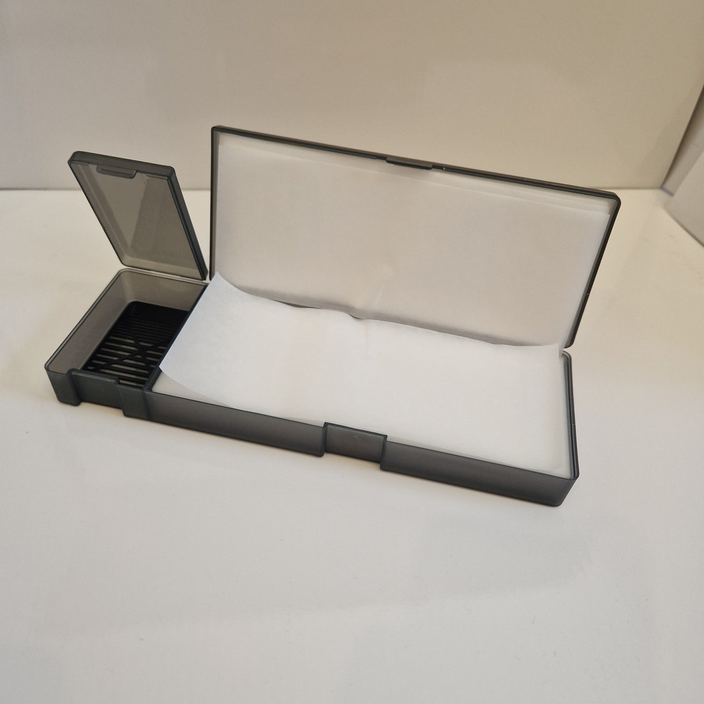 Moisture Locking Wet Pallette